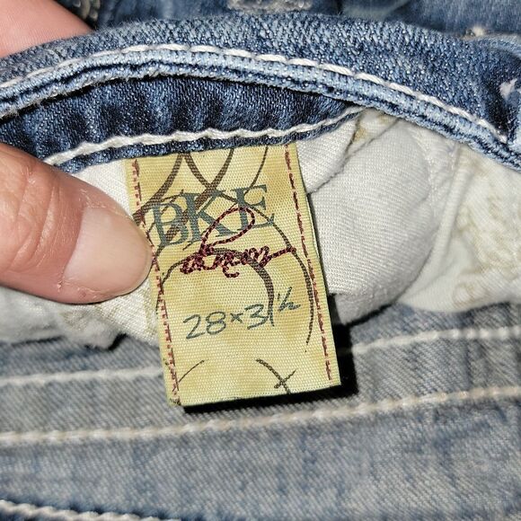 BKE Stella Stretch Mid-Rise Thick Stitch Cut Off Shorts Size 28 - Picture 3 of 6